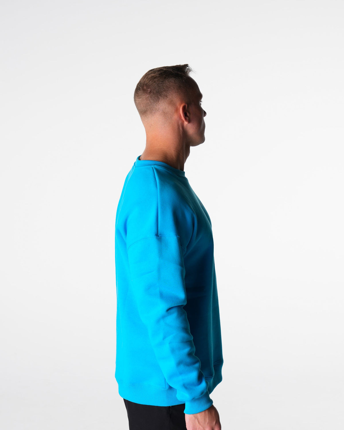 Men Oasis Blue Comfort Crew | NVGTN