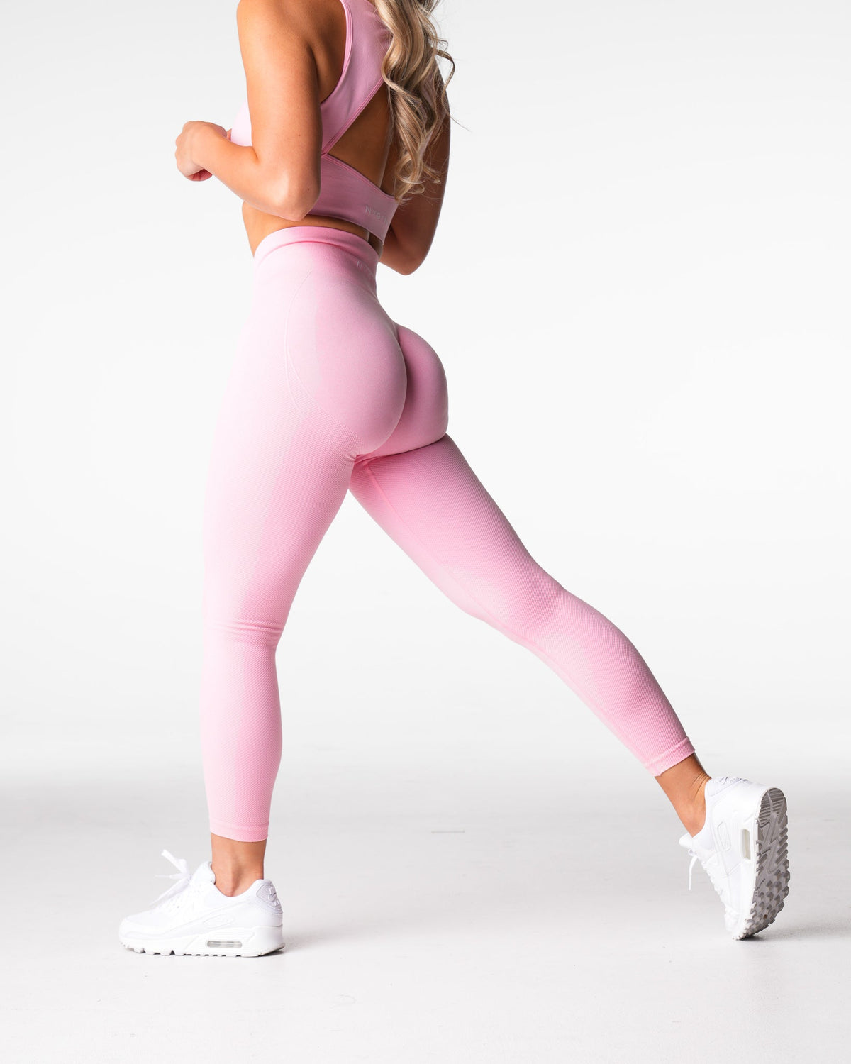 Women Baby Pink Lift Seamless Leggings | NVGTN