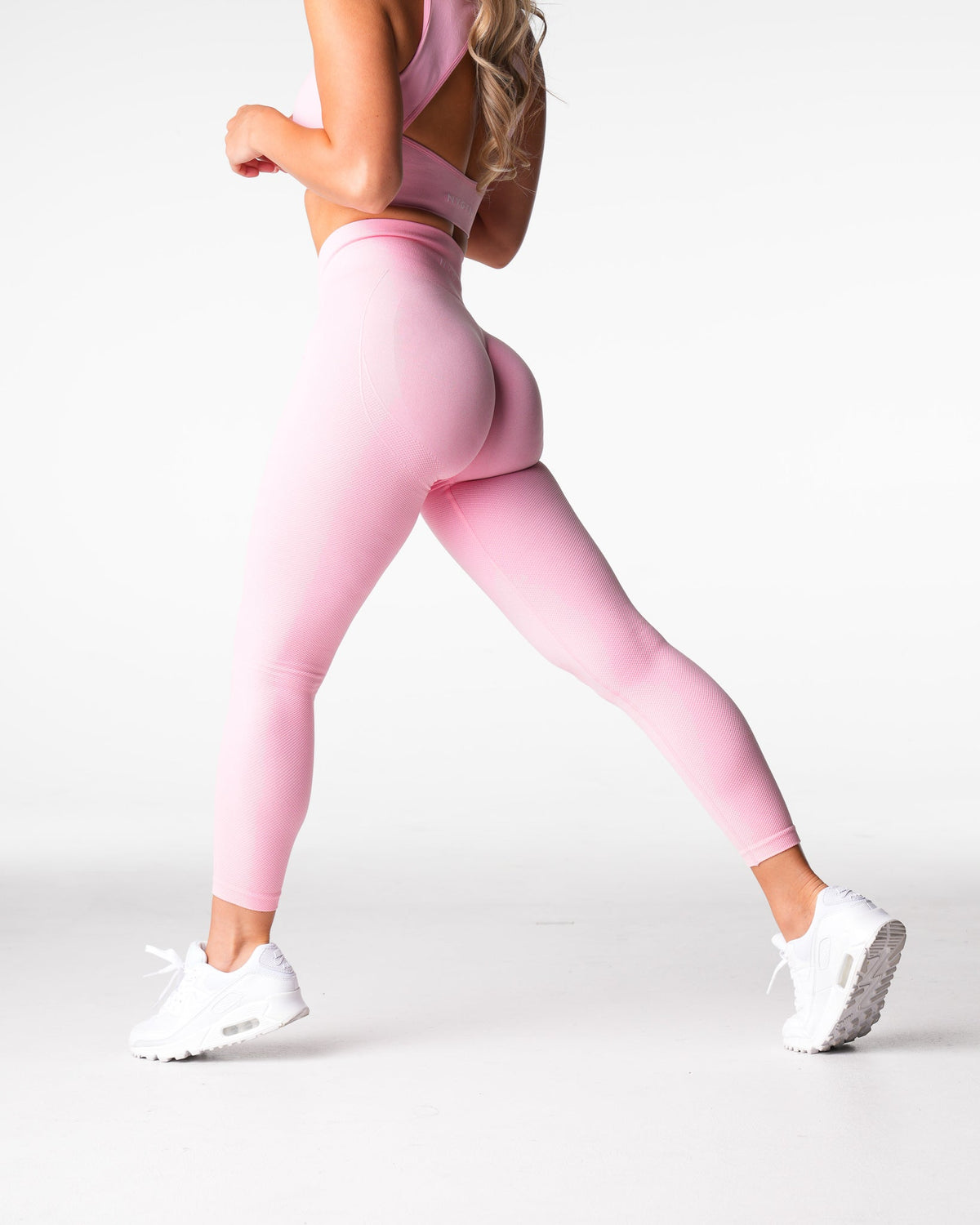 Women Baby Pink Lift Seamless Leggings | NVGTN