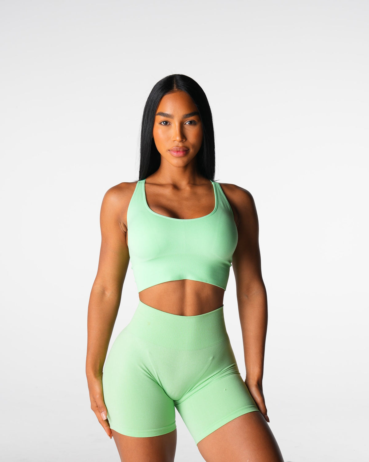 Women Pistachio Enchant Seamless Bra | NVGTN