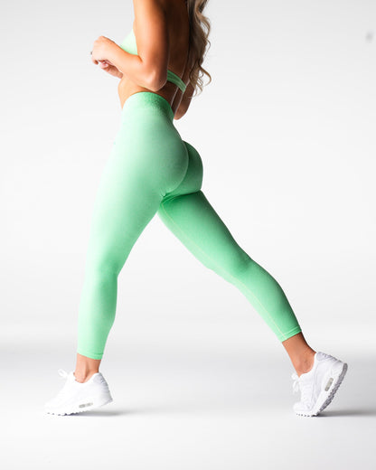 Women Pistachio Zesty Seamless Leggings | NVGTN