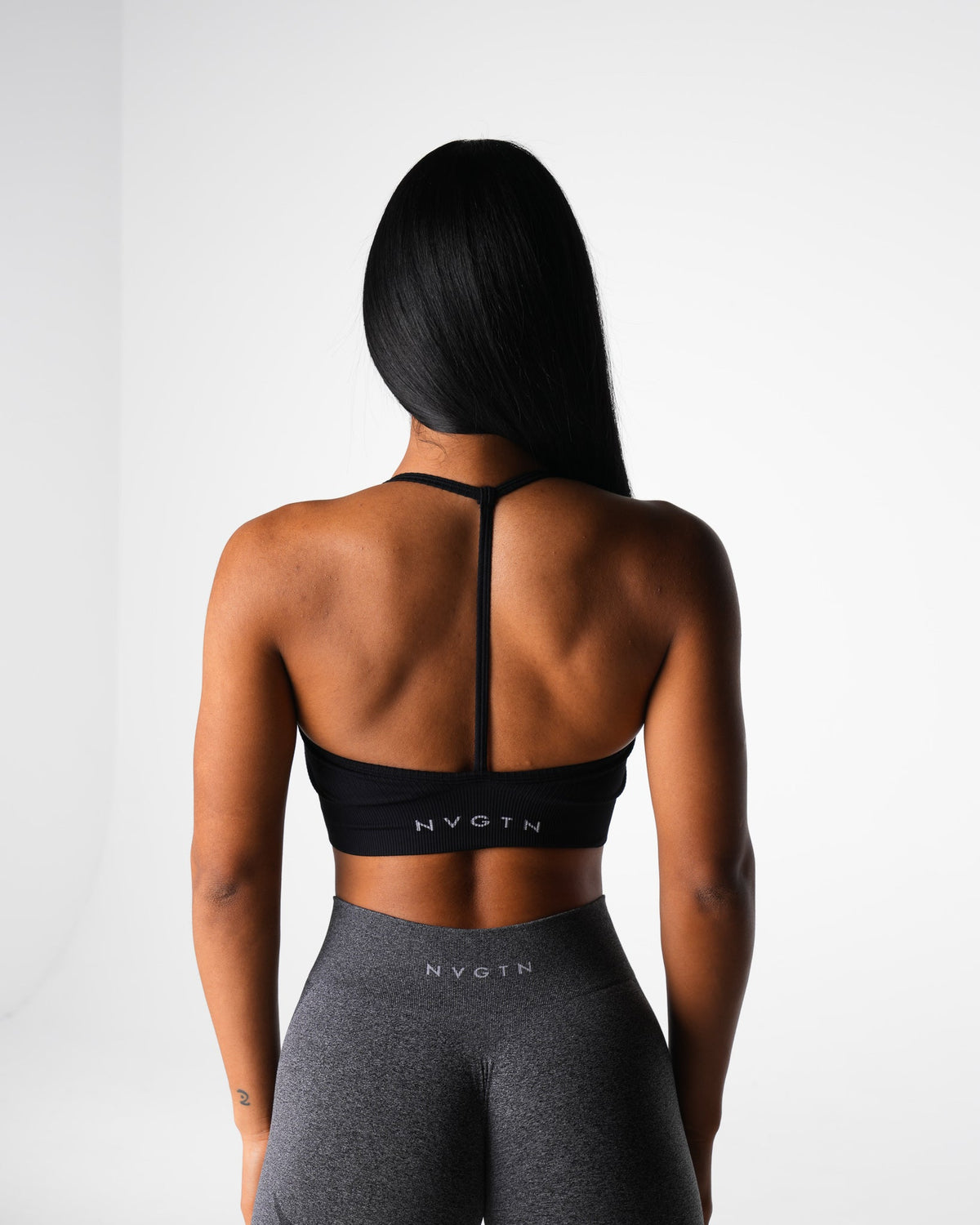 Women Black Wander Seamless Bra | NVGTN