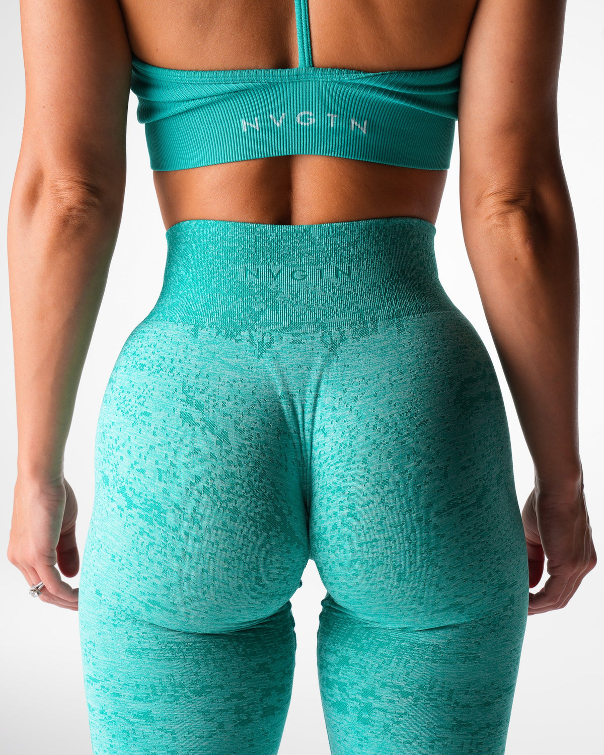 Women Turquoise Digital Seamless Leggings | NVGTN