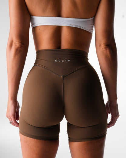 Women Espresso Effortless Shorts | NVGTN