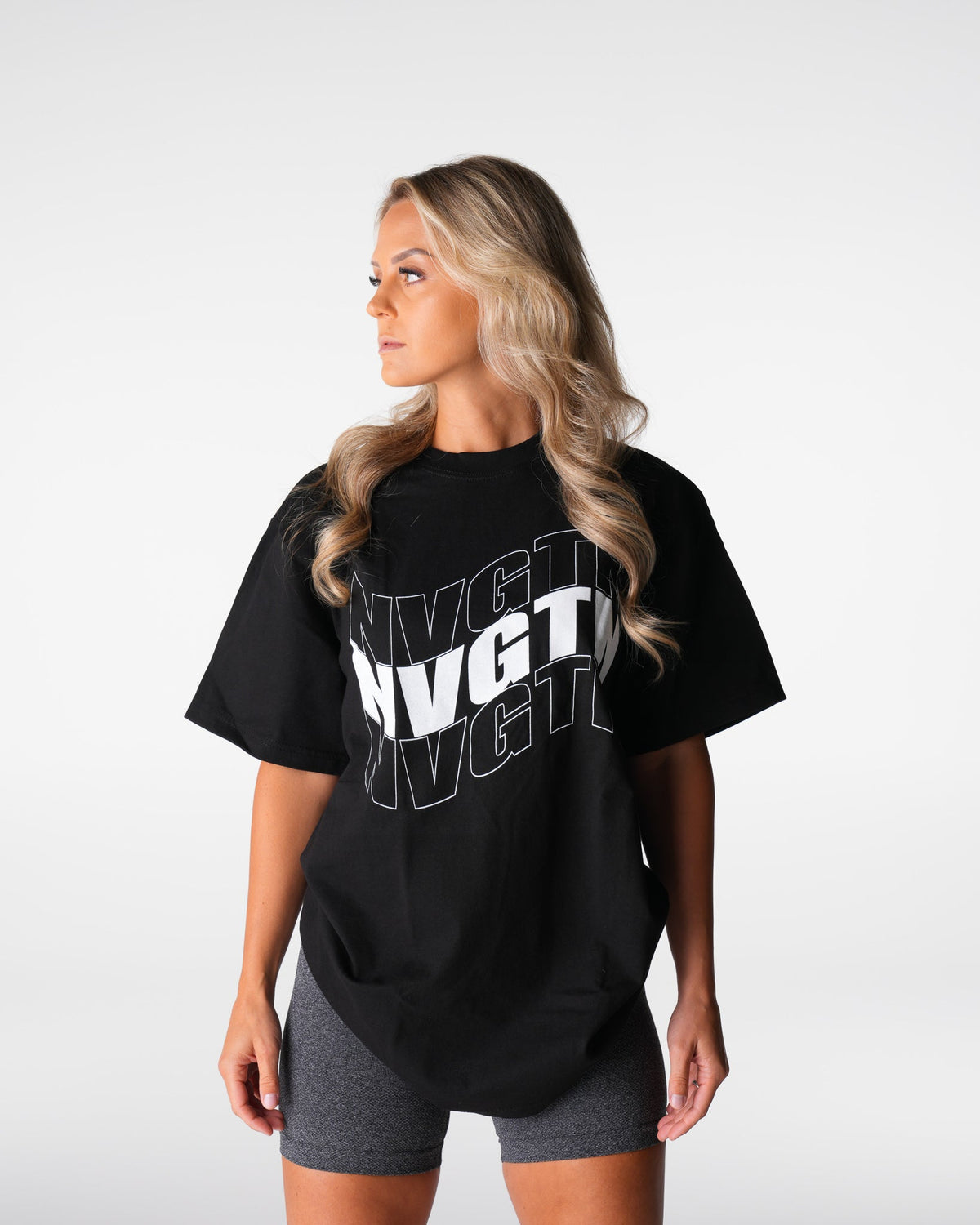 Women Black Wave Graphic Tee | NVGTN