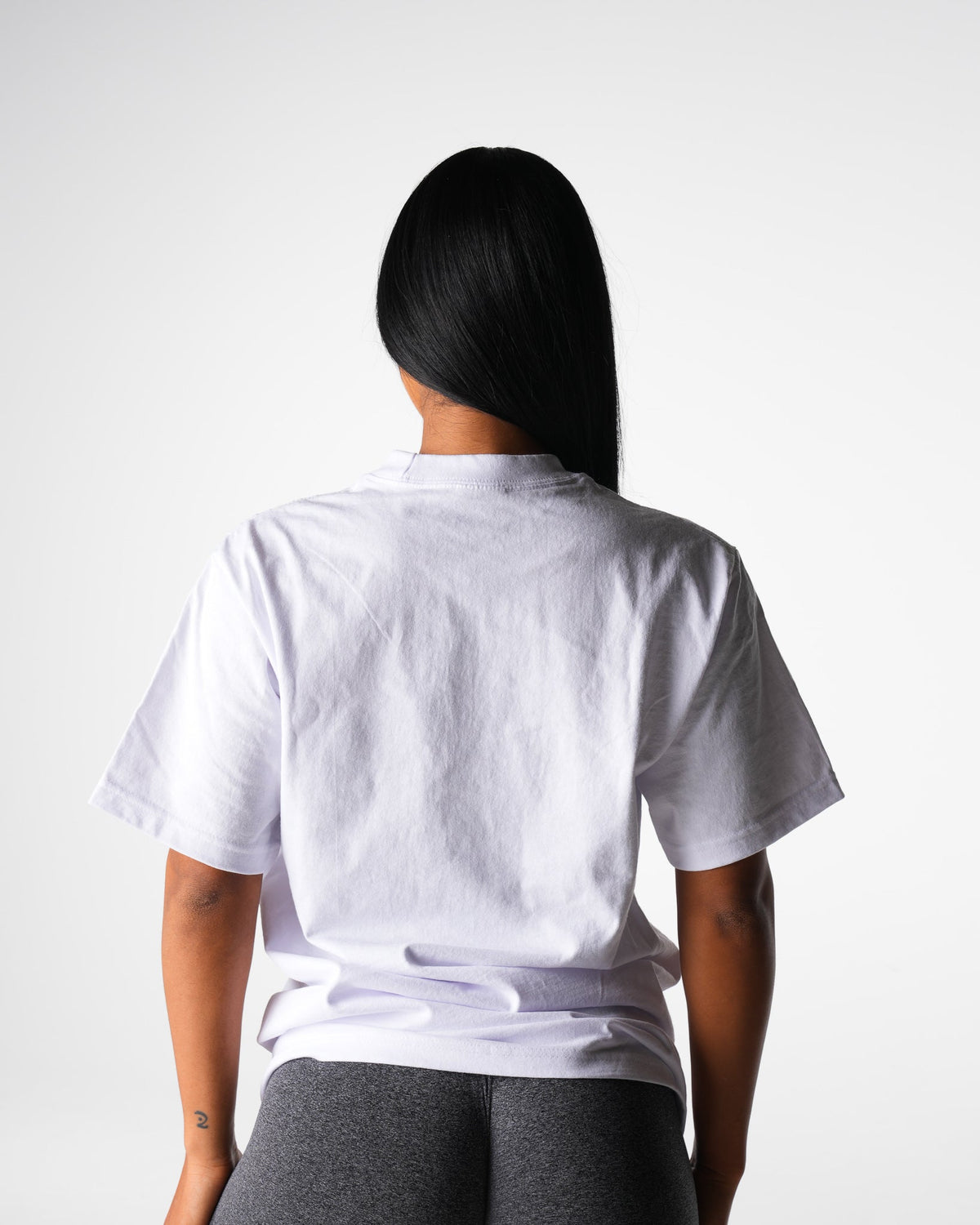 Women White Wave Graphic Tee | NVGTN
