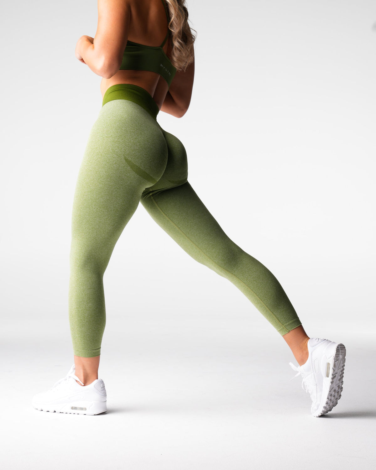 Women Meadow Knockout Seamless Leggings | NVGTN