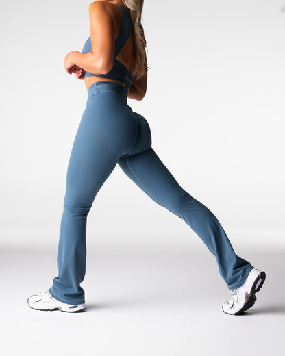 Women River Effortless Flare Leggings | NVGTN