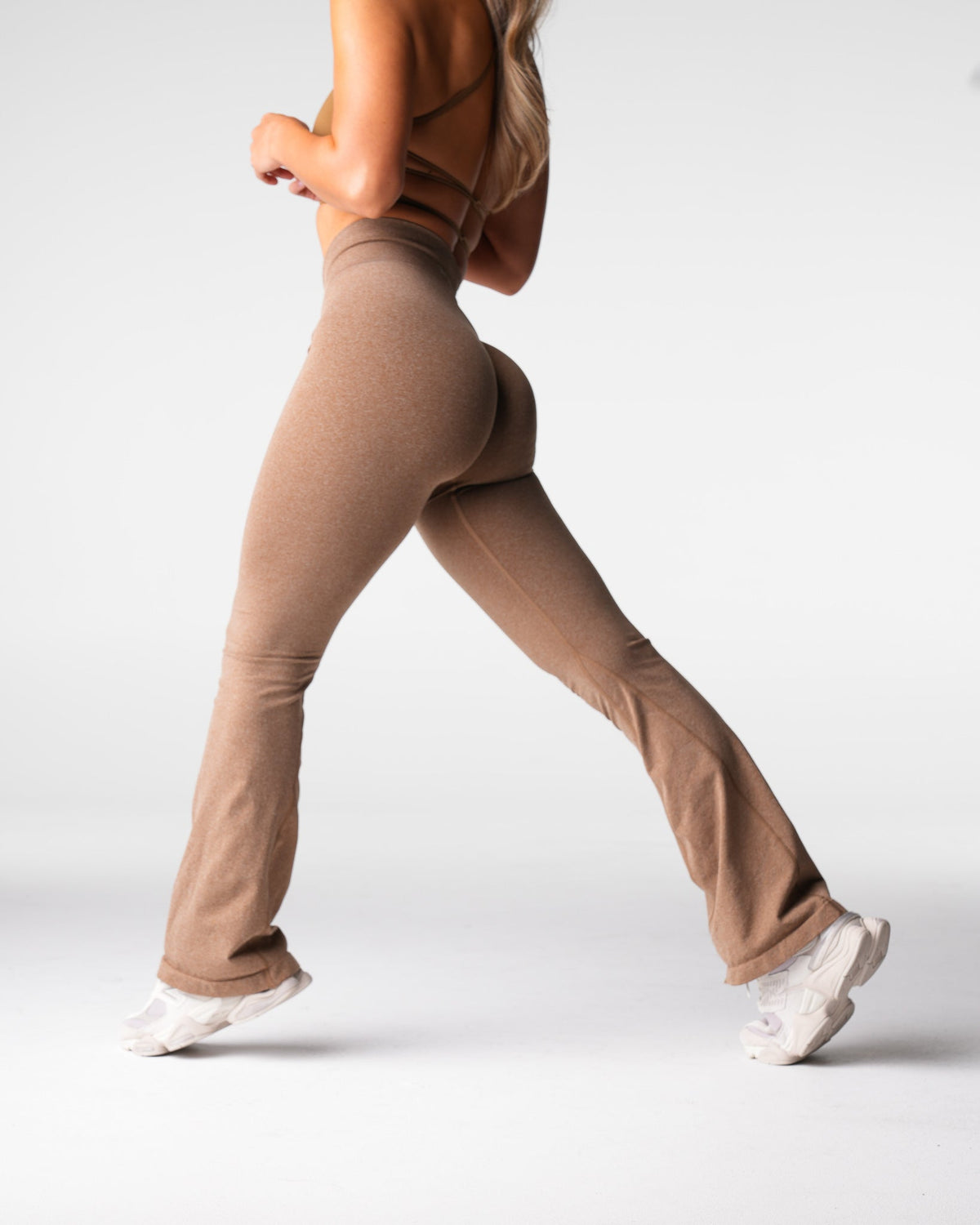 Women Mocha Iconic Seamless Flare Leggings | NVGTN