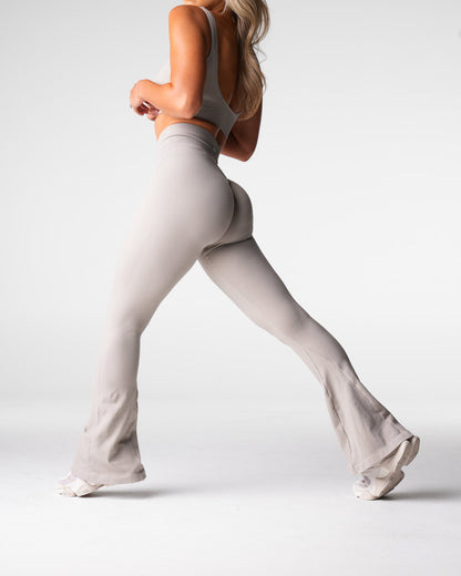 Women Driftwood Harmony Ribbed Seamless Flare Leggings | NVGTN