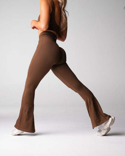 Women Hazelnut Harmony Ribbed Seamless Flare Leggings | NVGTN