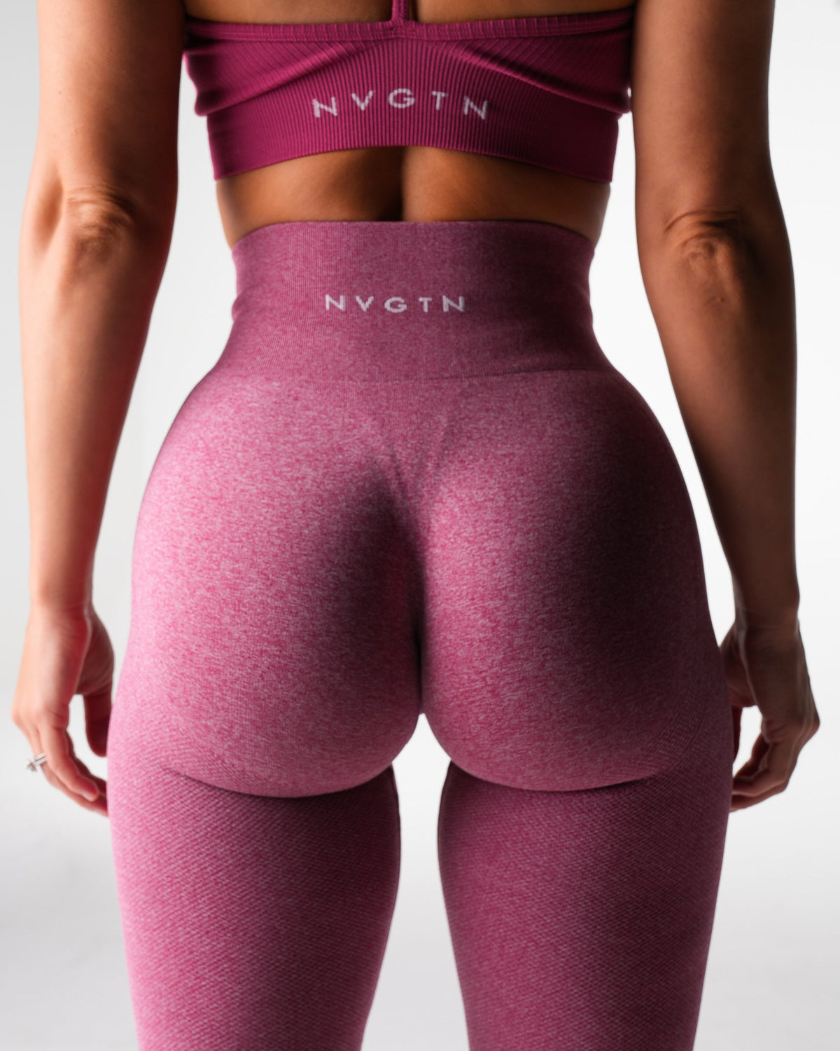 Women Maroon Lift Seamless Leggings | NVGTN